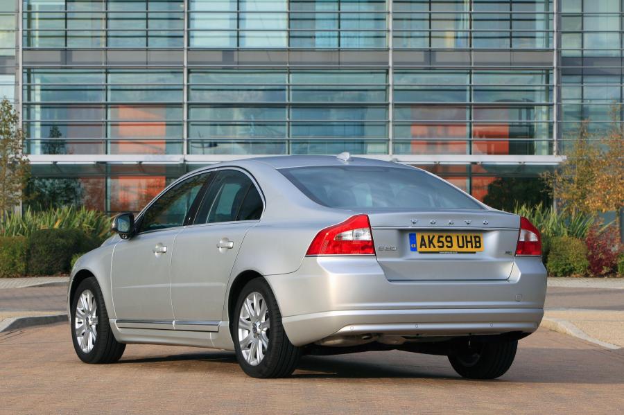  Volvo S80 2009 года  (фото 52 из 76)